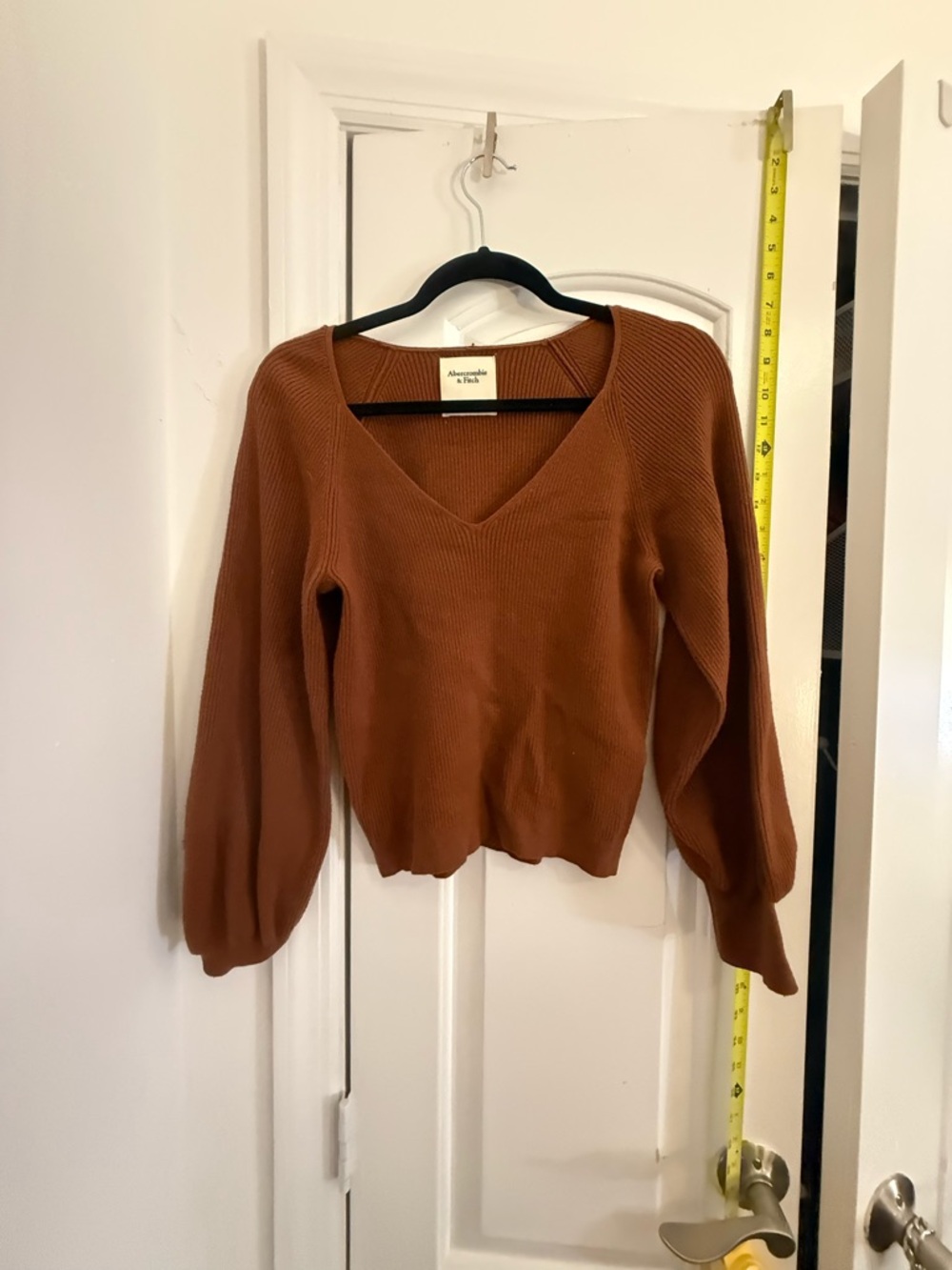 Abercrombie & Fitch Rust V-Neck Balloon Sleeve Ribbed Sweater